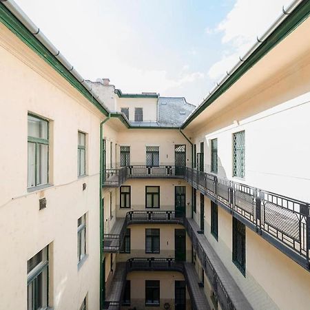 Vaci Street Apartments Budapest Exteriör bild