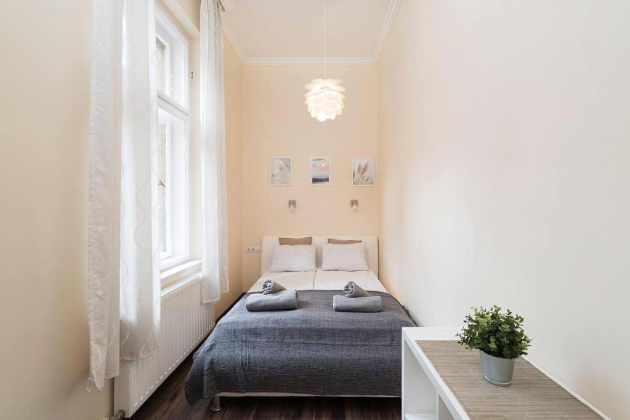 Vaci Street Apartments Budapest Exteriör bild